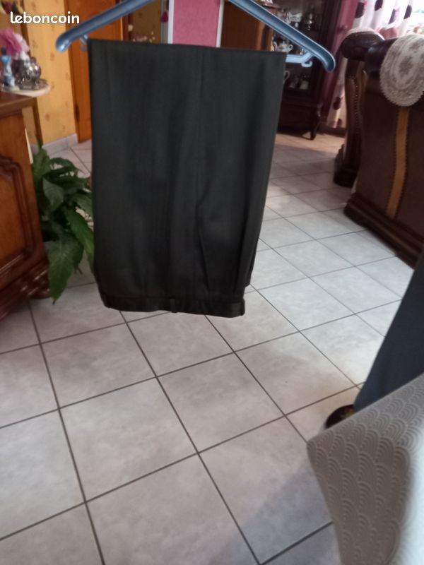 Pantalon vert foncé taille 50 (image 3)