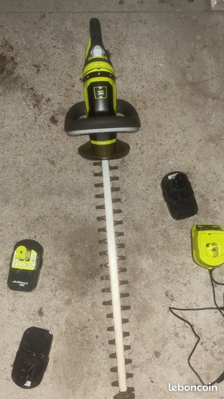 Taille‑haie Ryobi 18V One+ + batteries + chargeur (image 1)