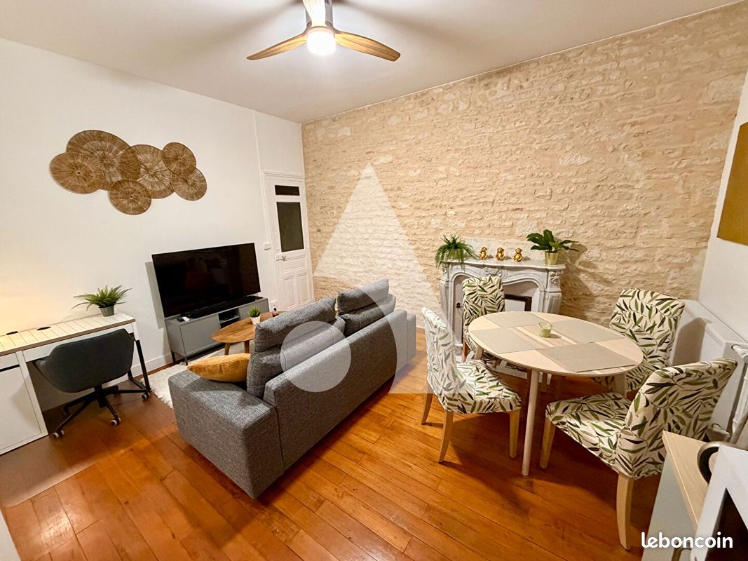 Appartement 2 pièces 38 m² · à Niort · 38 m² · 750 €