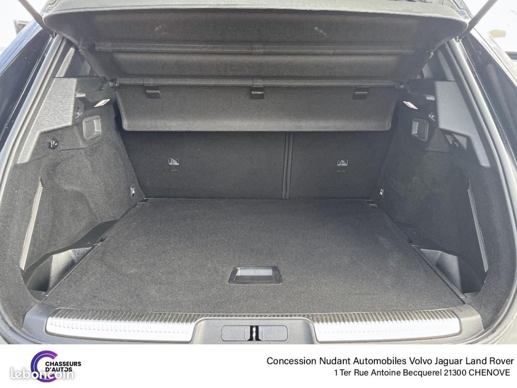 DS 7 Crossback DS7 BlueHDi 130 EAT8 Business/GPS/CAMERA DS7 Crossback BlueHDi 130 EAT8 Business/G... (image 12)