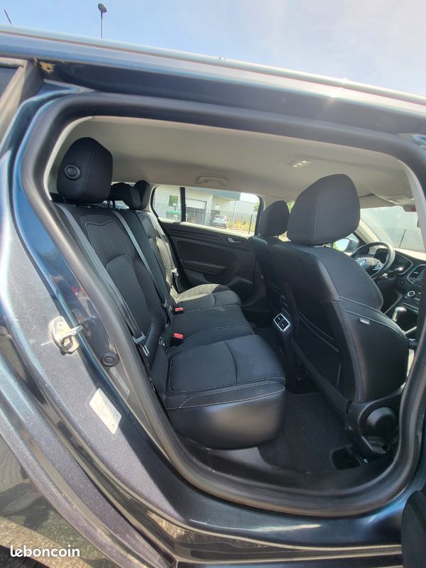 Renault Megane IV Estate 1.5 DCI 110 Business (image 9)
