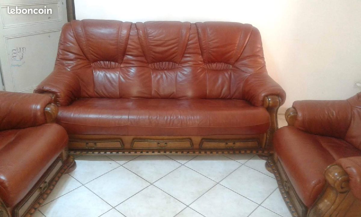 Canapé en cuir avec table (image 1)
