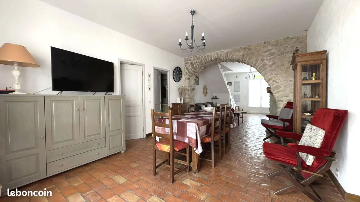 Maison de village 10 pièces 275 m² (image 2)