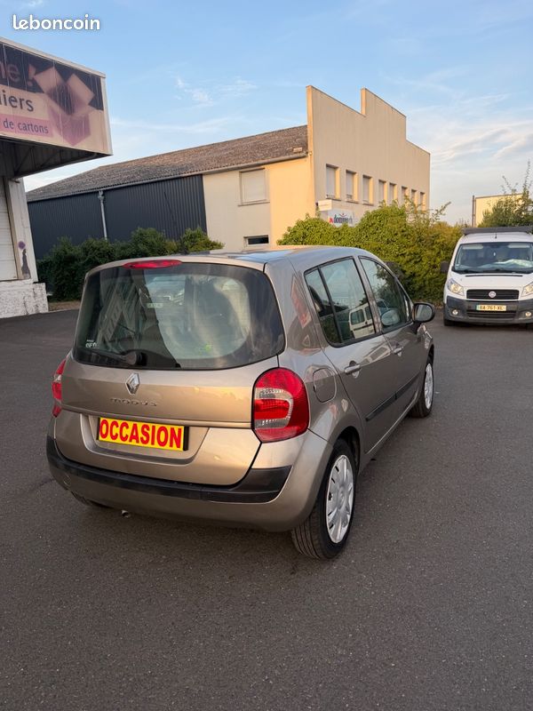Renault Modus 1.2 16V (image 8)