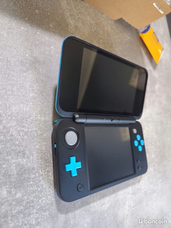 Nintendo New 2DS XL complète quasi neuve avec pleins de jeux (image 3)