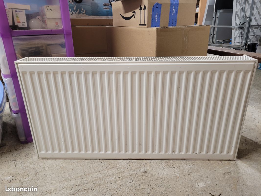 Radiateur acier marque CHAPPEE modèle SAMBA 1107 Watts (image 1)