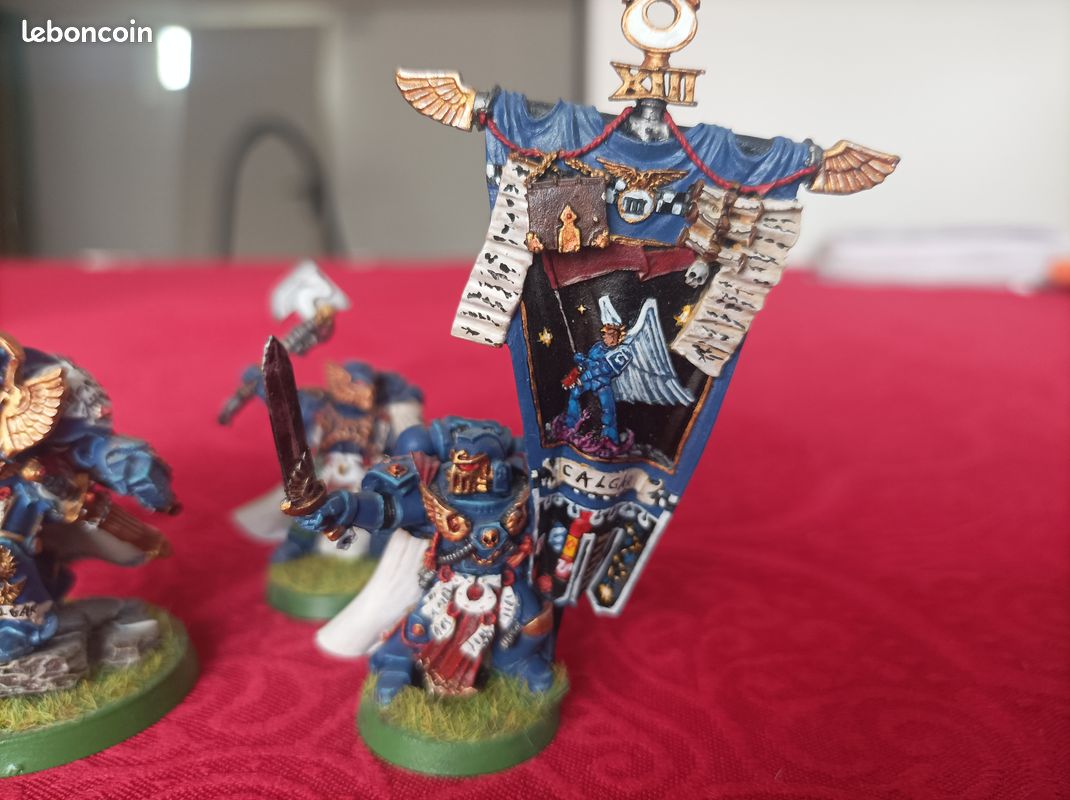 Marneus Calgar en armure terminator et gardes Victrix (image 2)