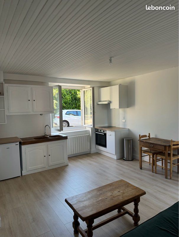 Maison 3 pièces 50 m² · à Montredon-Labessonnié · 50 m² · 590 €/mois