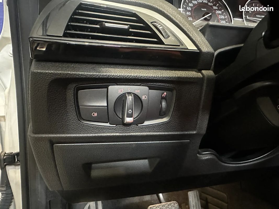 BMW Série 2 F23 M235i 3.0 326ch M BVA - CABRIOLET - 2015 - 105 875 km - CarPlay - ENTRETIEN COMPLET (image 30)