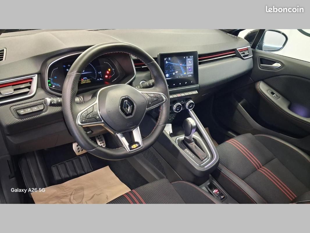 Renault Clio V E-Tech 140 RS Line (image 4)
