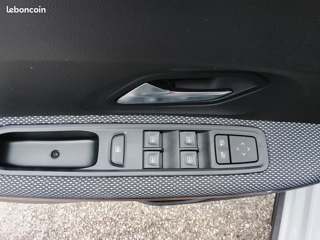 Dacia Sandero Stepway (3) Expression ECO-G 100 -22 (image 30)