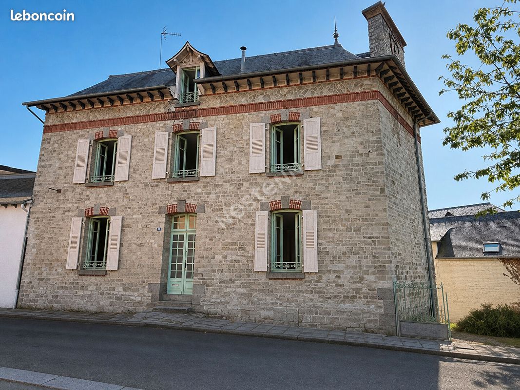 Maison 5 pièces 151 m² · à Châteaugiron · 151 m² · 408 720 €