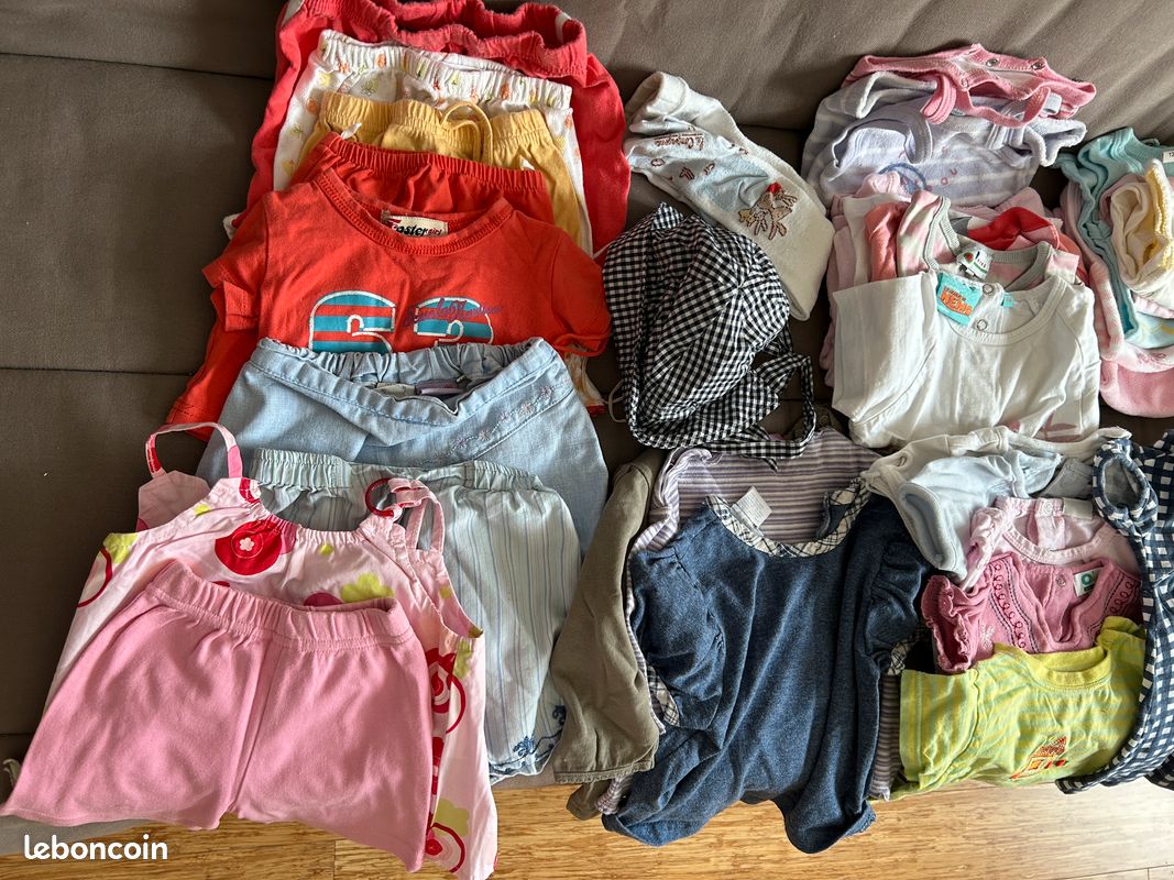 Lot vêtements bébés 1an robes bodys (image 3)
