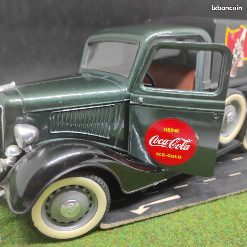 Volkswagen - Combi T1 Pick-Up Bâché - Schuco - 1/18 - Voiture miniature