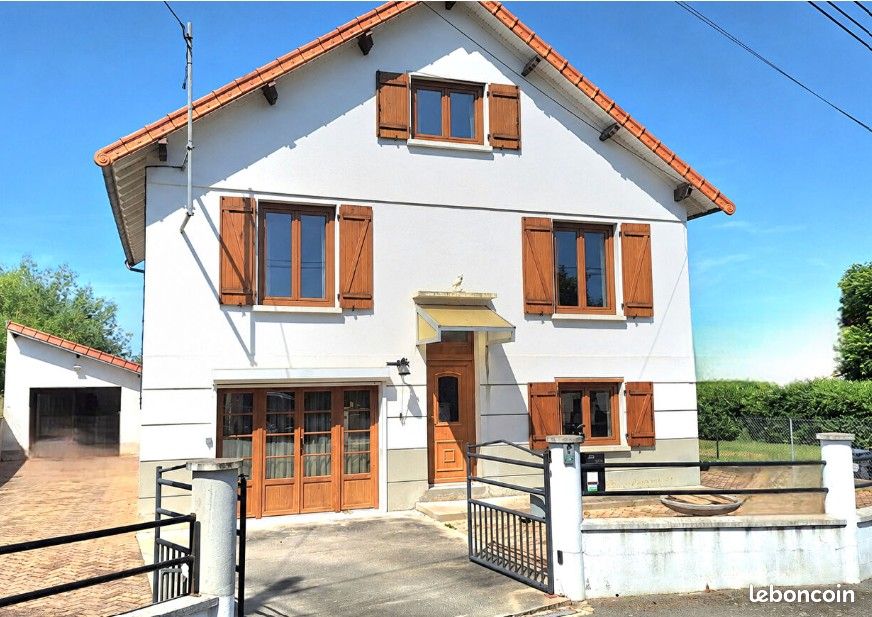Maison 7 pièces 117 m² · à Montluçon · 117 m² · 115 000 €