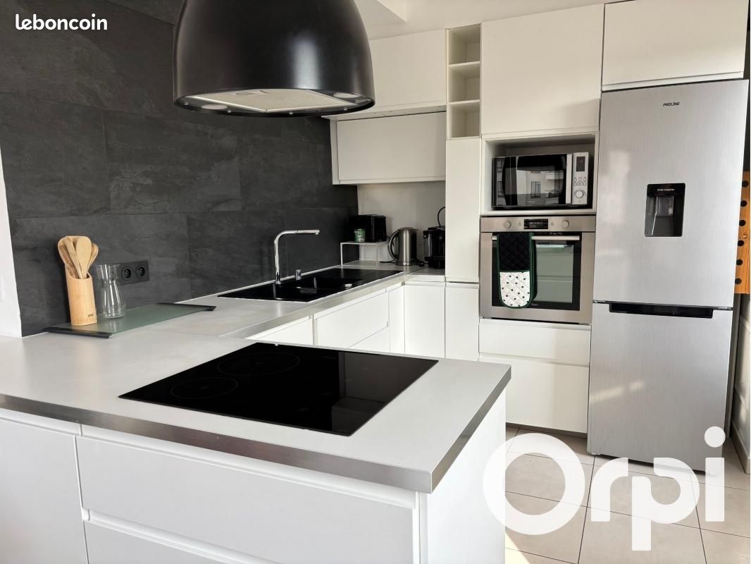 Appartement 4 pièces 74 m² · à Saint-Cyr-l'École · 74 m² · 1 700 €/mois