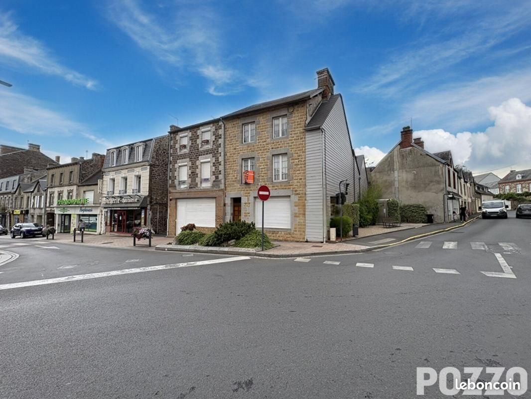 Maison 9 pièces 186 m² · à Bréhal · 186 m² · 199 000 €