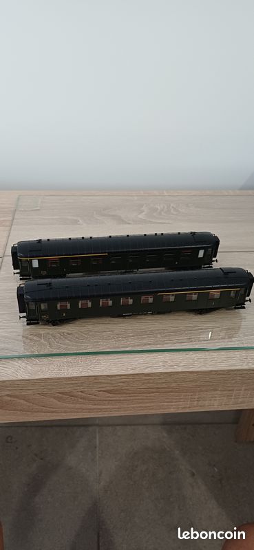2 Voitures OCEM courtes REE mixtes 1/2e classe SNCF épq 3 (image 3)
