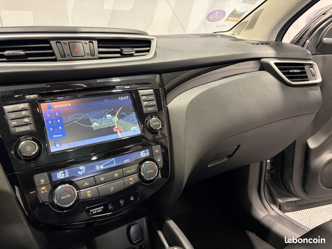 NISSAN QASHQAI 1.6 DIG-T 163 Tekna (image 15)