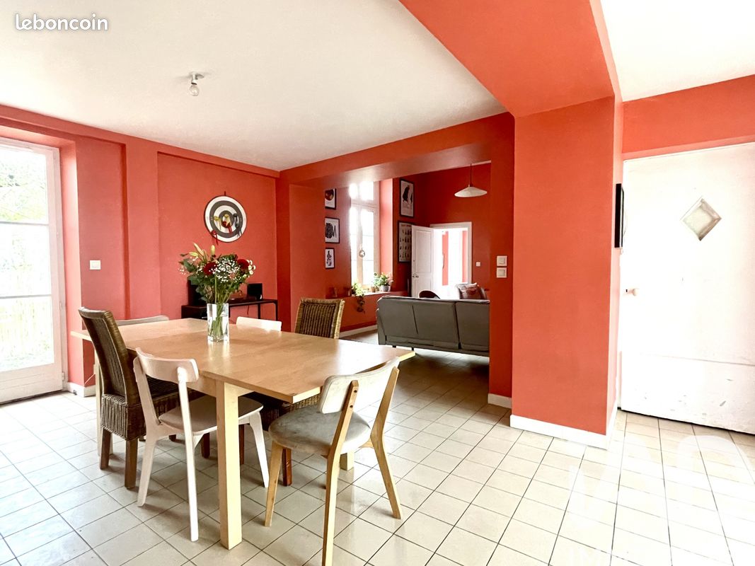 Appartement 4 pièces 140 m² · à Orléans · 140 m² · 280 000 €