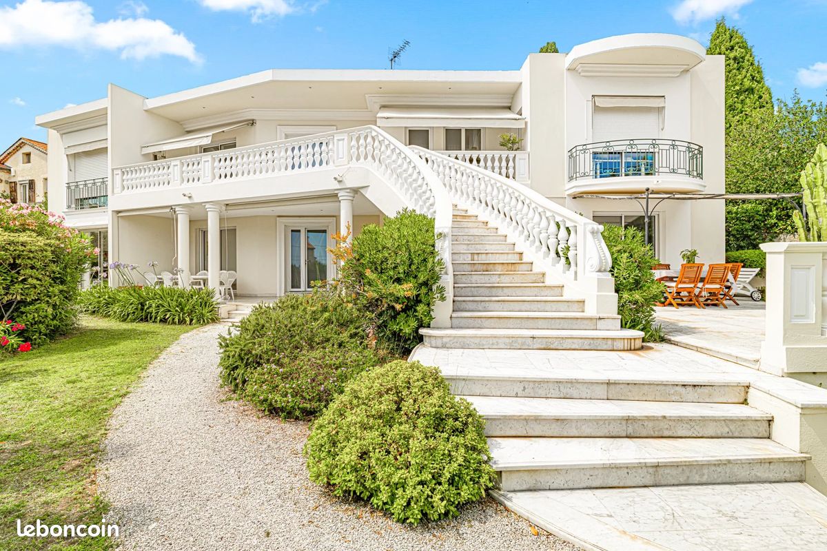 Appartement 4 pièces 120 m² · à Nice · 120 m² · 689 000 €