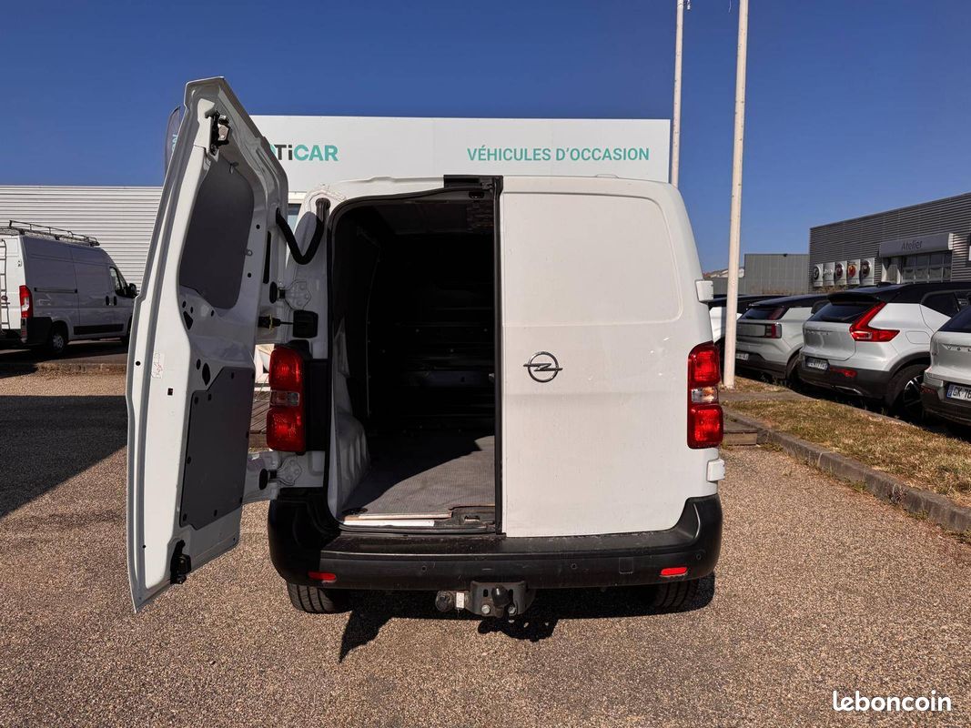 Opel vivaro fgn l1 1.5 diesel 120 ch pack clim (image 7)