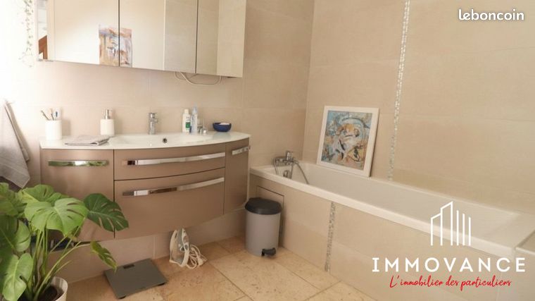 Maison 6 pièces 215 m² — 9