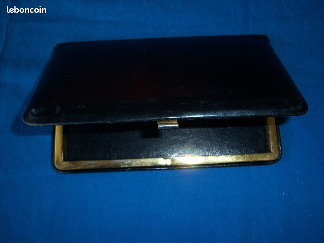Etui à cigarettes ancien ou porte-carte ou billets en cuir (format des cigarettes sans filtre) (image 2)