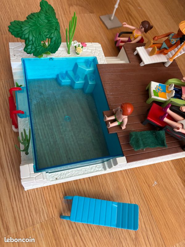 Scène piscine playmobil (image 3)