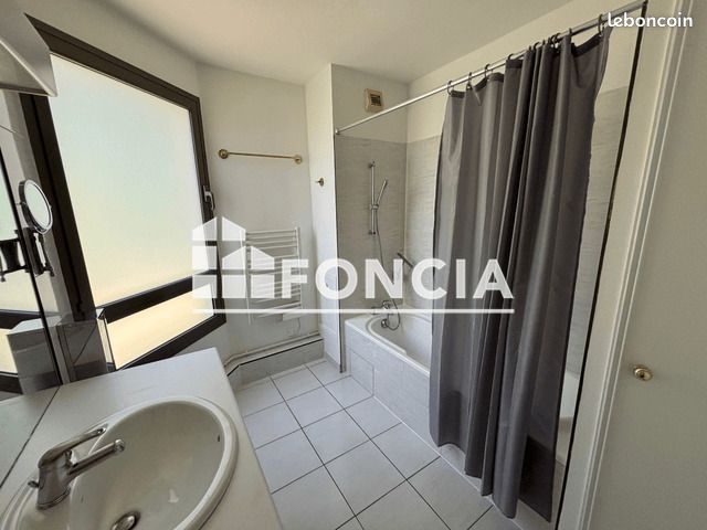 Appartement a louer tassin-la-demi-lune - 2 pièce(s) - 59 m2 - Surfyn