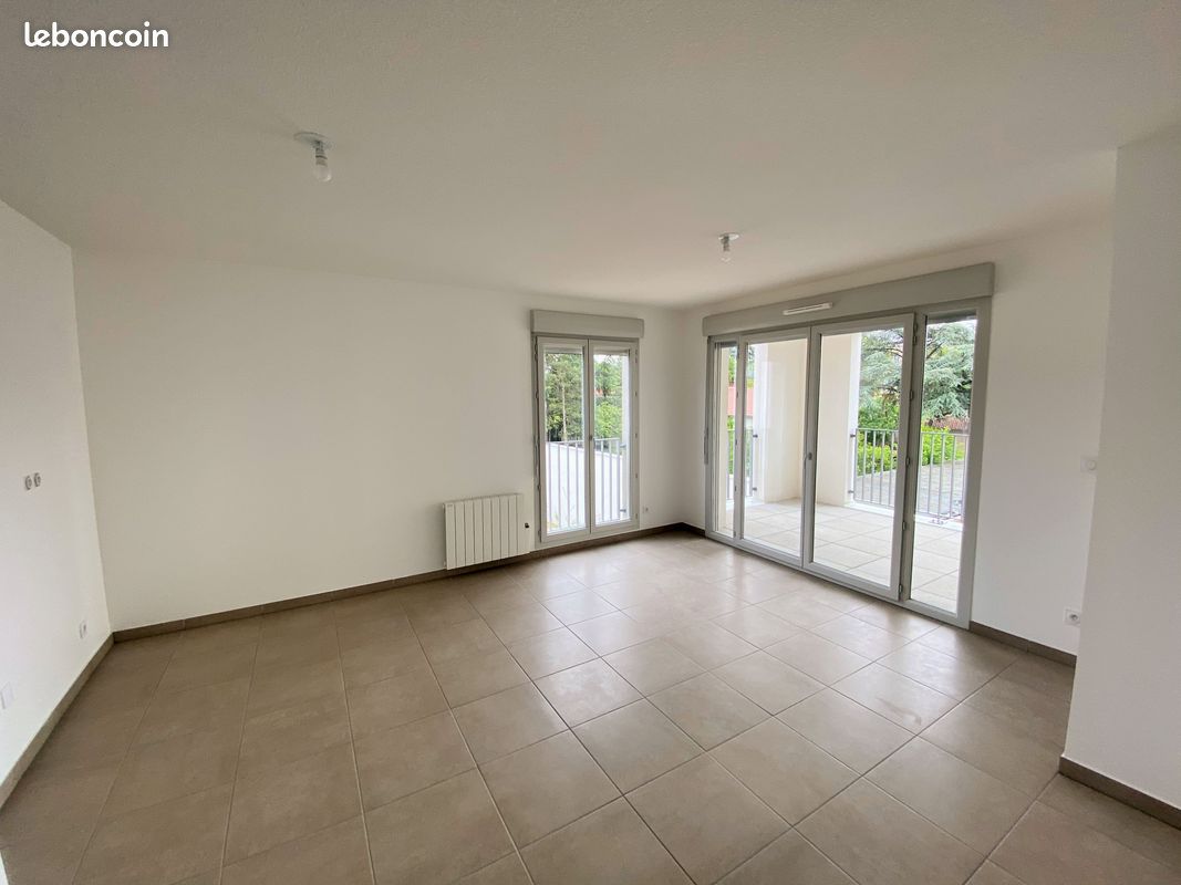 Appartement a louer villefranche-sur-saone - 2 pièce(s) - 43 m2 - Surfyn