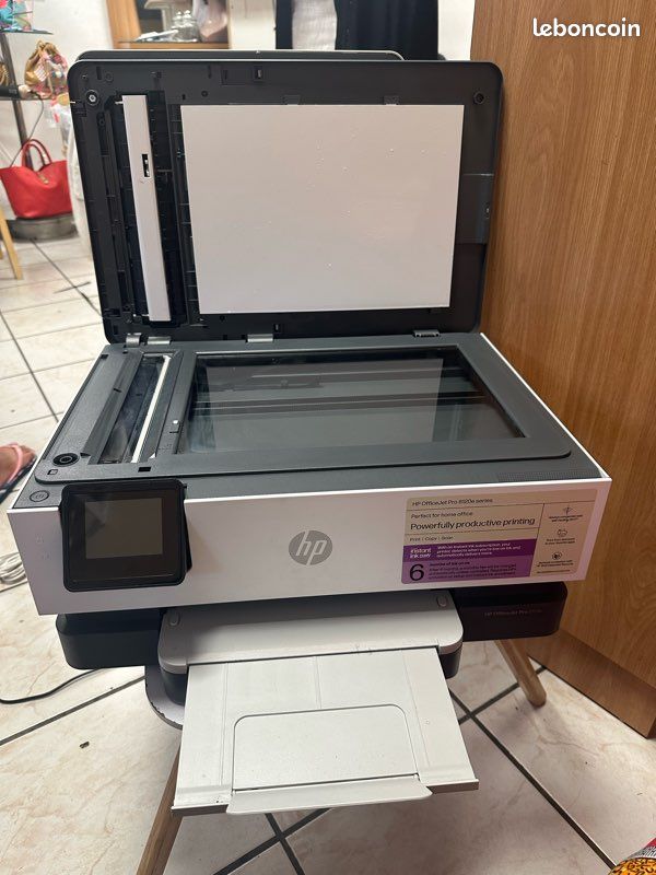Imprimante HP OfficeJet Pro 8130e – réseau sans fil, écran tactile (image 3)