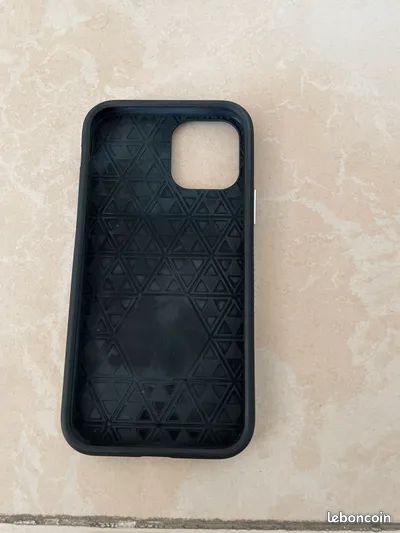 Coque IPhone 12 (image 2)