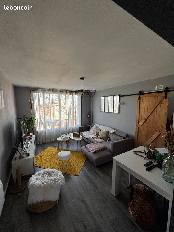 Appartement 3 pièces 54 m² · à Billère · 54 m² · 750 €