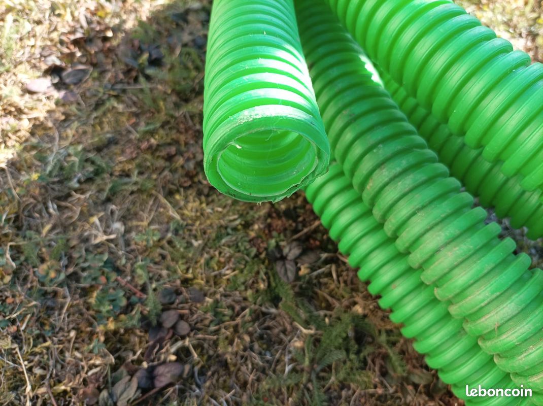 Gaine électrique vert (image 1)
