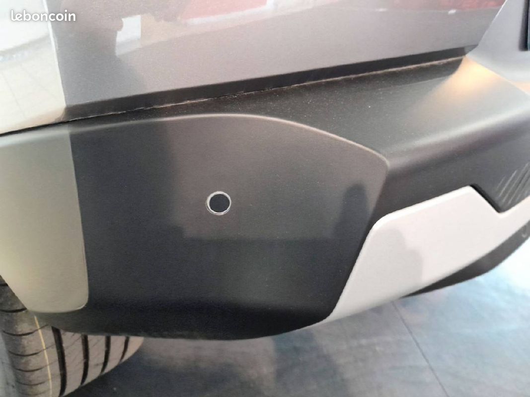 CITROEN C3 Hybride 110 ch Automatique Plus (image 17)