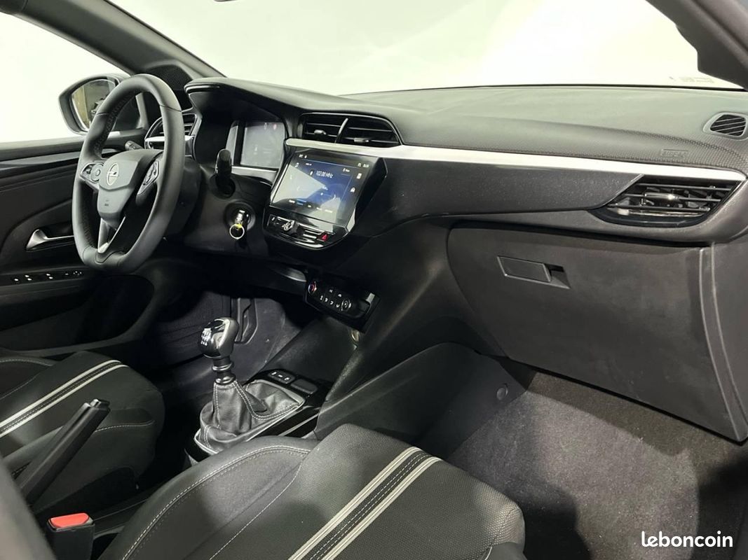OPEL CORSA 1.2 Turbo 100ch BVM6 GS + FEUX LED + CAMERA DE RECUL (image 15)