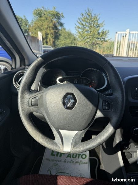 Renault CLIO IV 1.5 DCI 75CH ENERGY LIFE 5P (image 11)