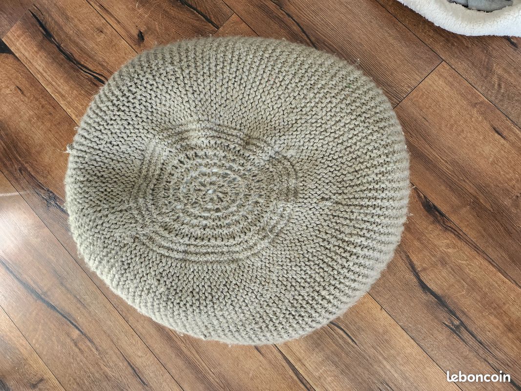 Pouf en laine (image 2)