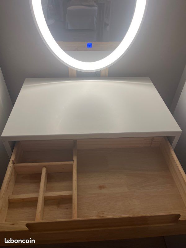 Table de beauté (image 6)