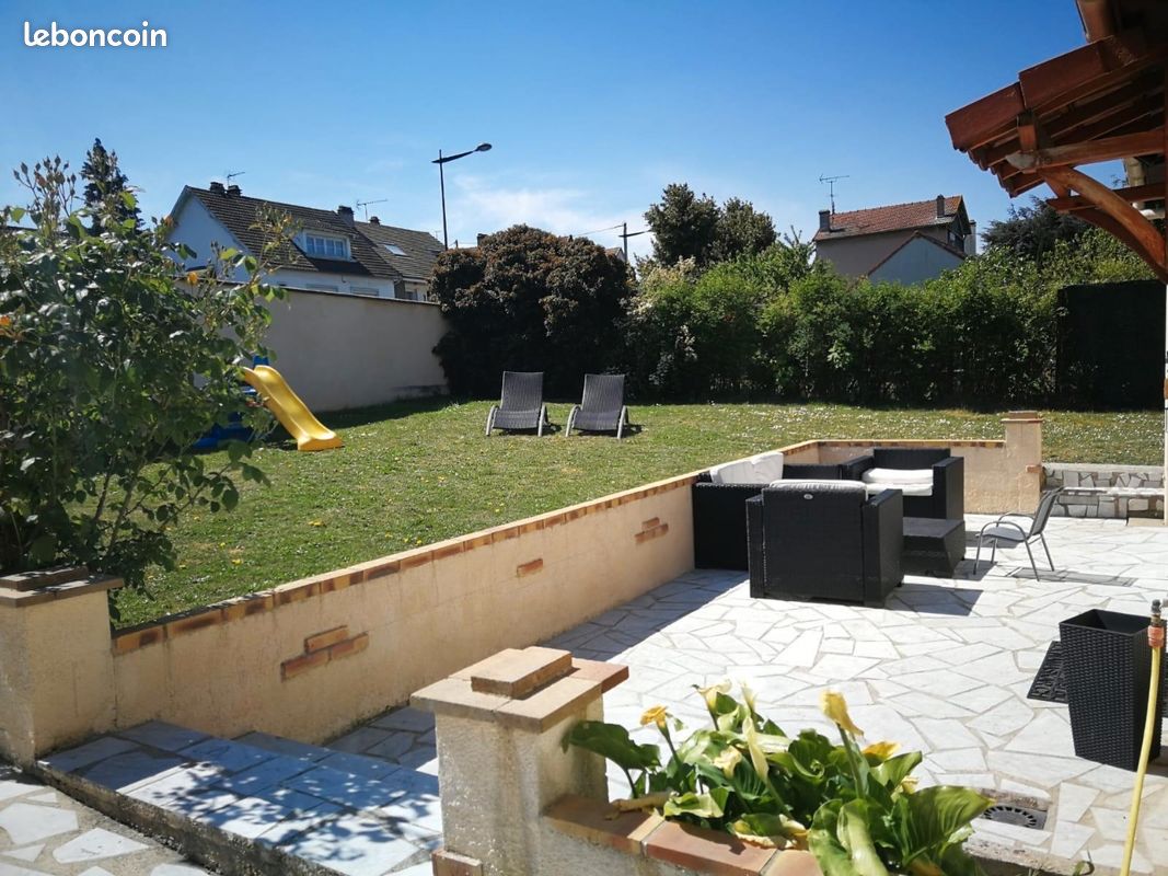 Maison 6 pièces 100 m² · à Mantes-la-Ville · 100 m² · 272 000 €