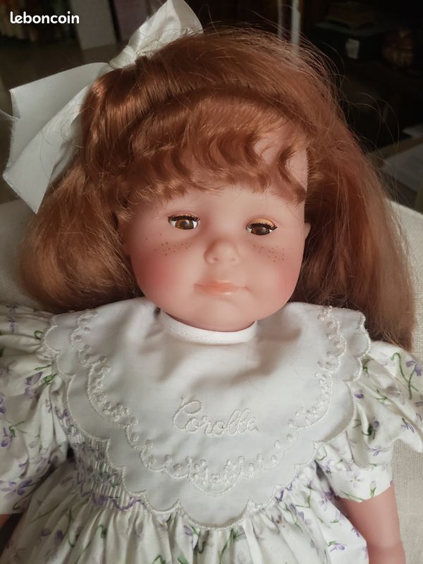 Corolle 1990 Delphine toddler doll 52 cm (image 1)