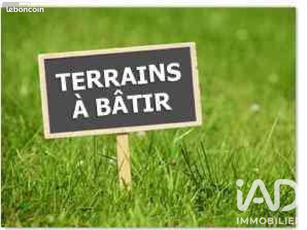 Terrain 468 m² · à Gressey · 468 m² · 118 000 €