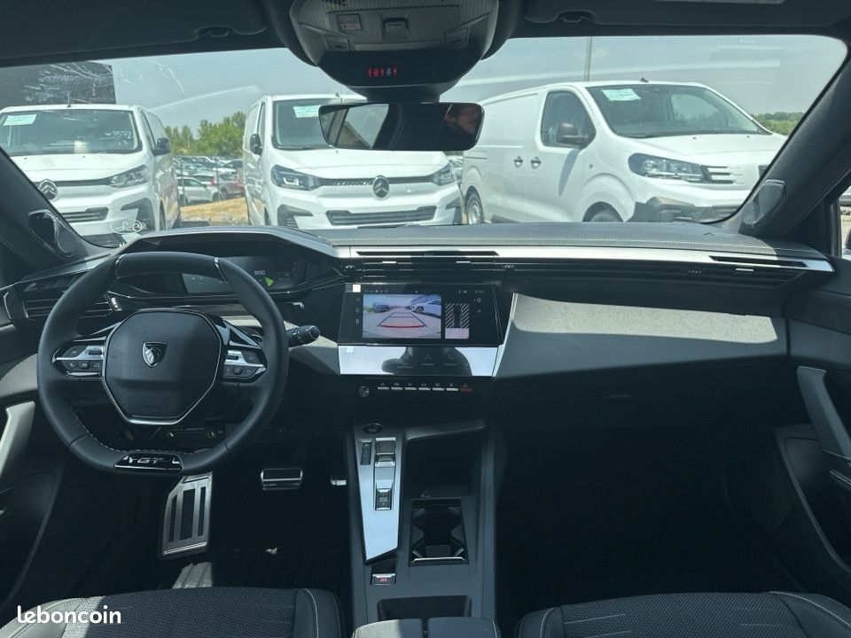 Peugeot 308 1.5 BLUEHDI 130CH S&S GT EAT8 (image 12)