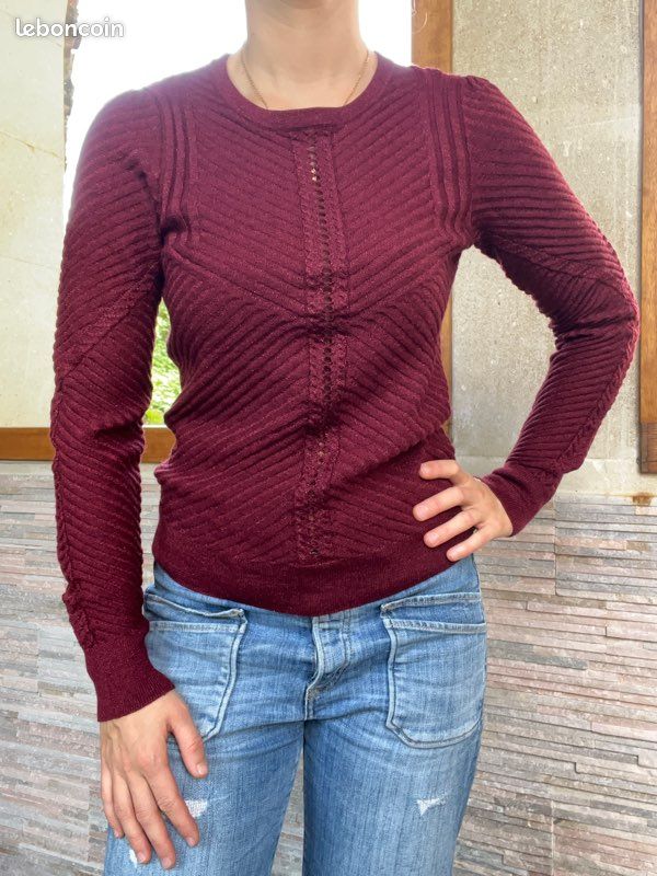 Jolie pull bordeaux Kookaï (image 1)