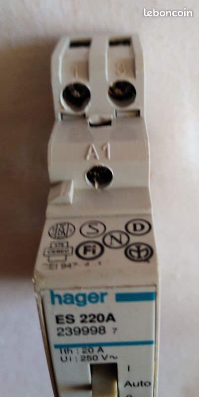 Contacteur Jour-Nuit HAGER 20 Ampères (image 4)
