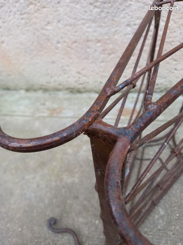 Porte-revues vintage (image 4)