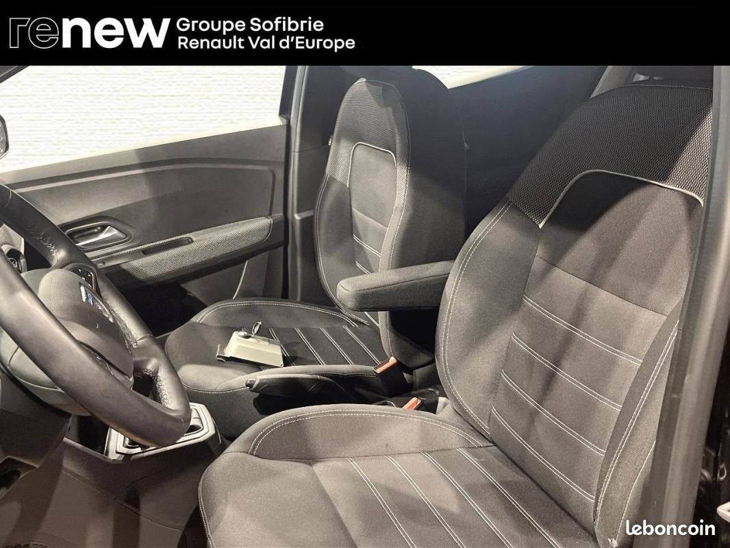 Dacia Sandero TCe 90 CVT - 22 Confort (image 9)
