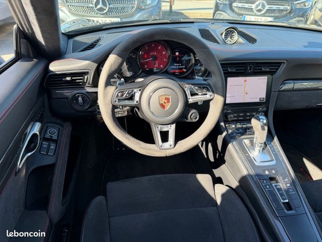 Porsche 911 Carrera 4 GTS PDK,LIFT,SIEGES CHAUFFANTS, CAMERA DE RECUL, TOE ETC... (image 4)