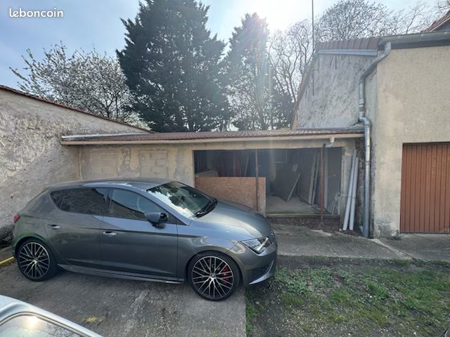 Local commercial 2 pièces 20 m² · à Leuville-sur-Orge · 20 m² · 42 500 €